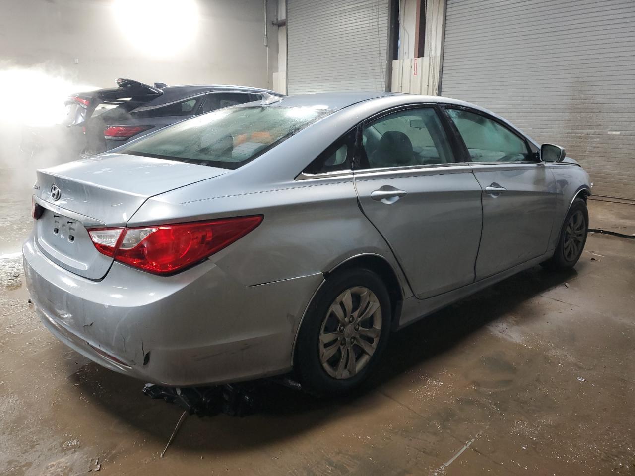 2011 Hyundai Sonata VIN 5NPEB4AC1BH096369 Copart auction photo, front end / side damage thumbnail 3