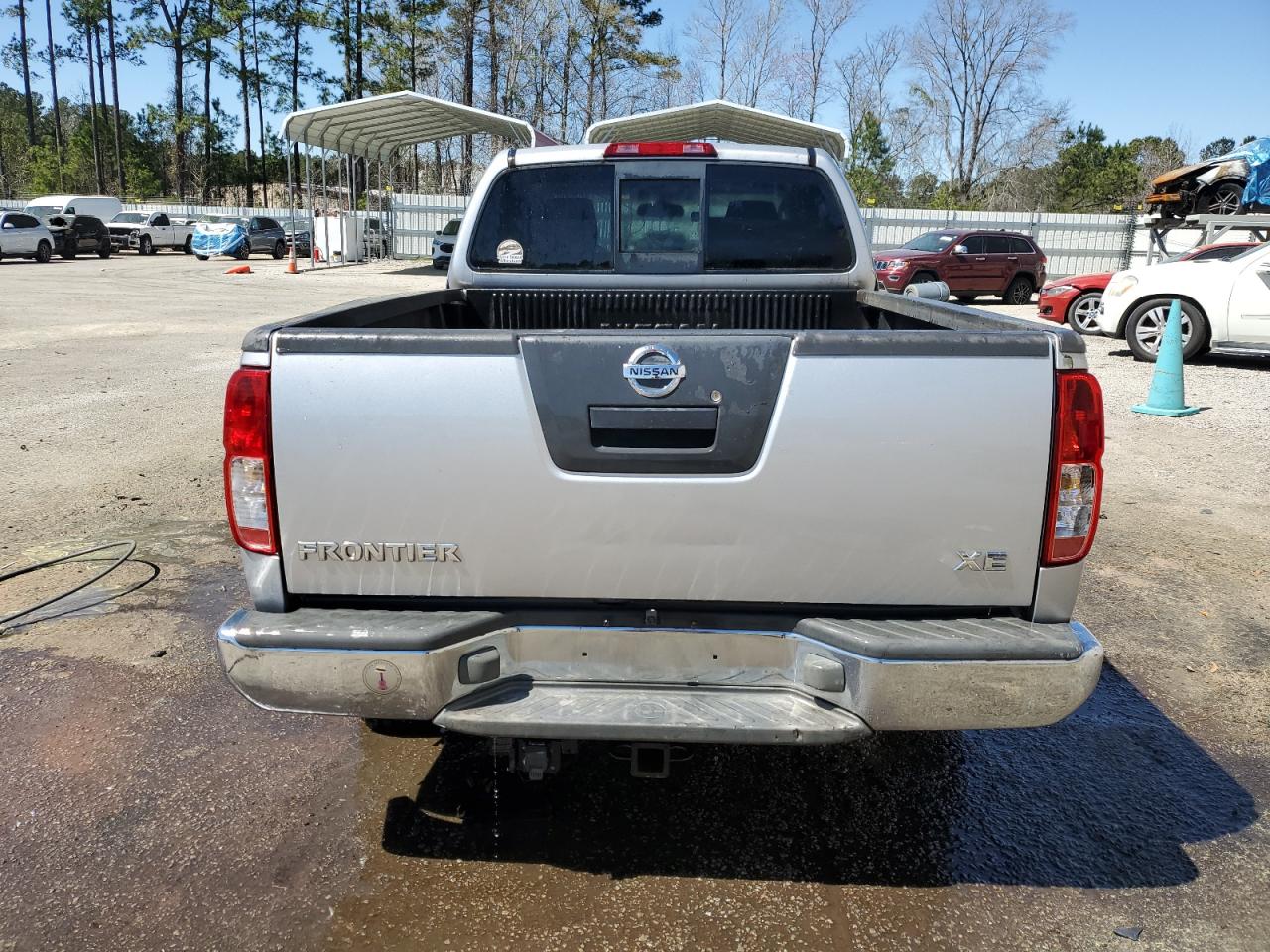 2006 Nissan Navara (Frontier) VIN 1N6BD06T56C432778 Copart auction photo, side / rear end damage thumbnail 6