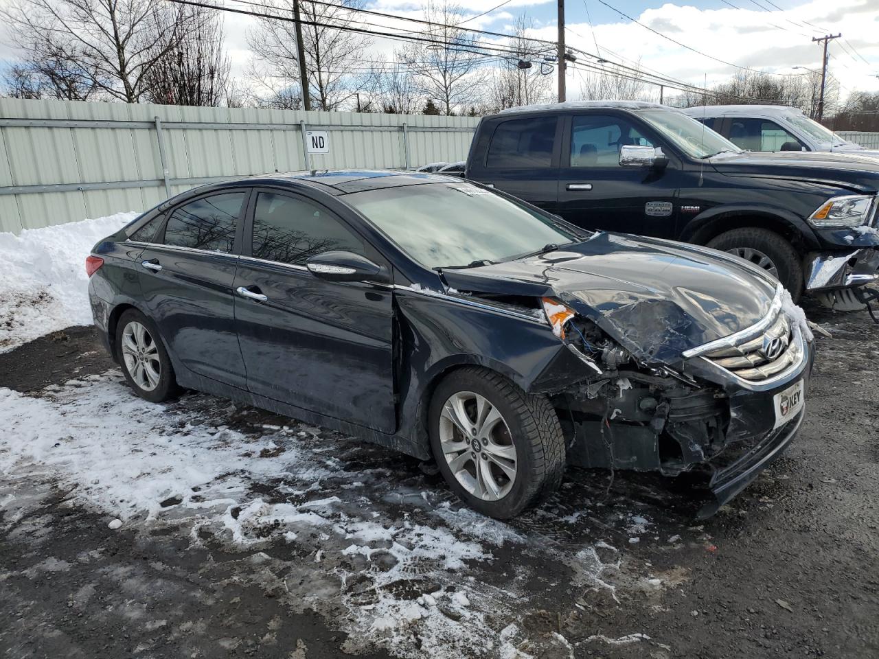 2013 Hyundai Sonata VIN 5NPEC4AC9DH579429 Copart auction photo, front end / minor dent/scratches damage thumbnail 4