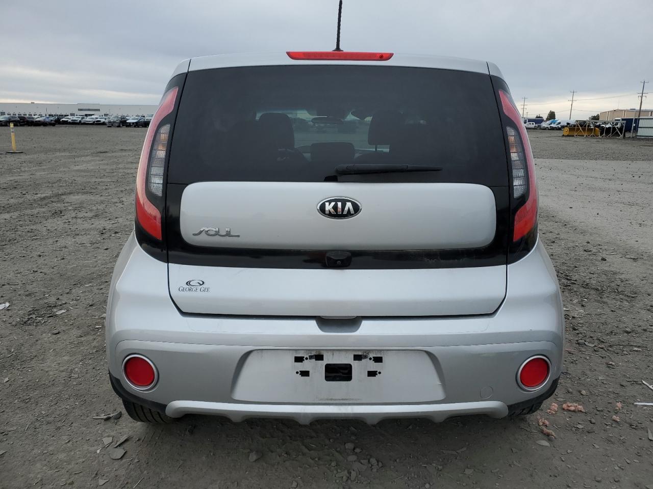 2017 KIA Soul VIN KNDJP3A5XH7437177 Copart auction photo, front end damage thumbnail 6