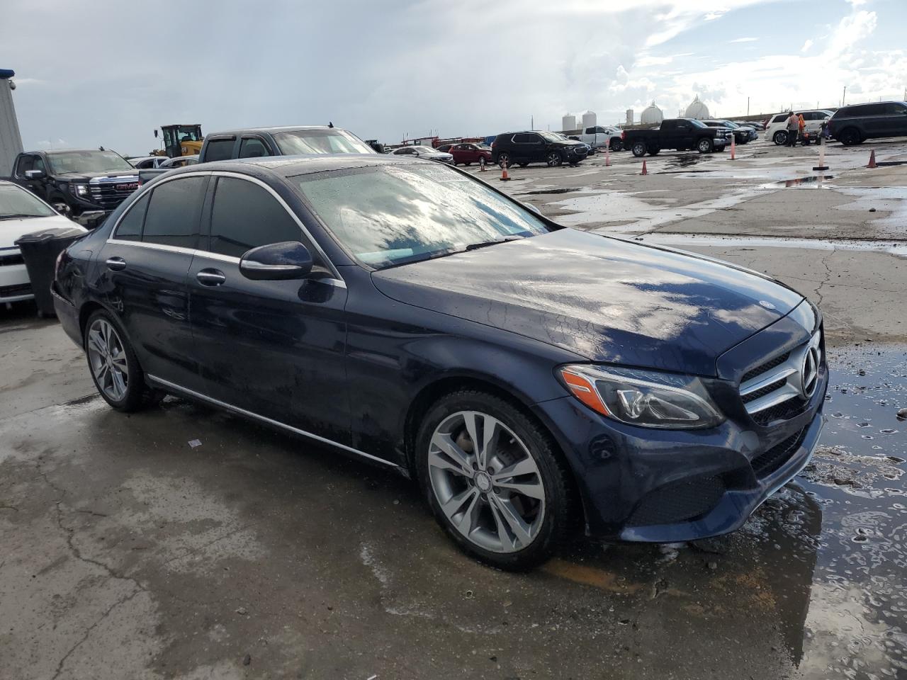 2015 Mercedes-Benz C-klasse VIN 55SWF4KB0FU063588 Copart auction photo, rear end damage thumbnail 4