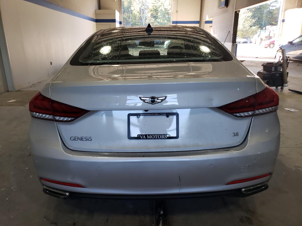 2015 Hyundai Genesis VIN KMHGN4JE3FU065228 Copart auction photo, frame damage / side damage thumbnail 6