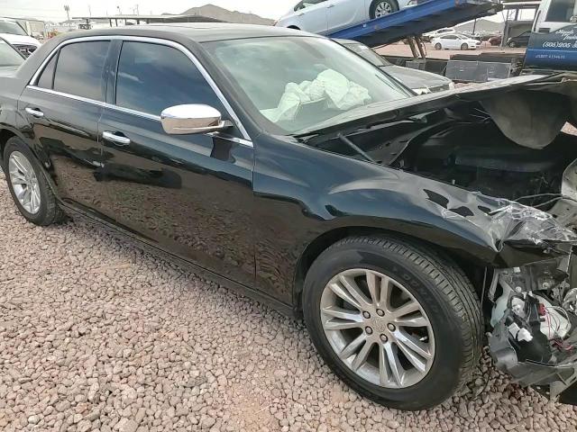 2016 Chrysler 300 VIN 2C3CCAEG4GH320433 Copart auction photo, front end damage thumbnail 10