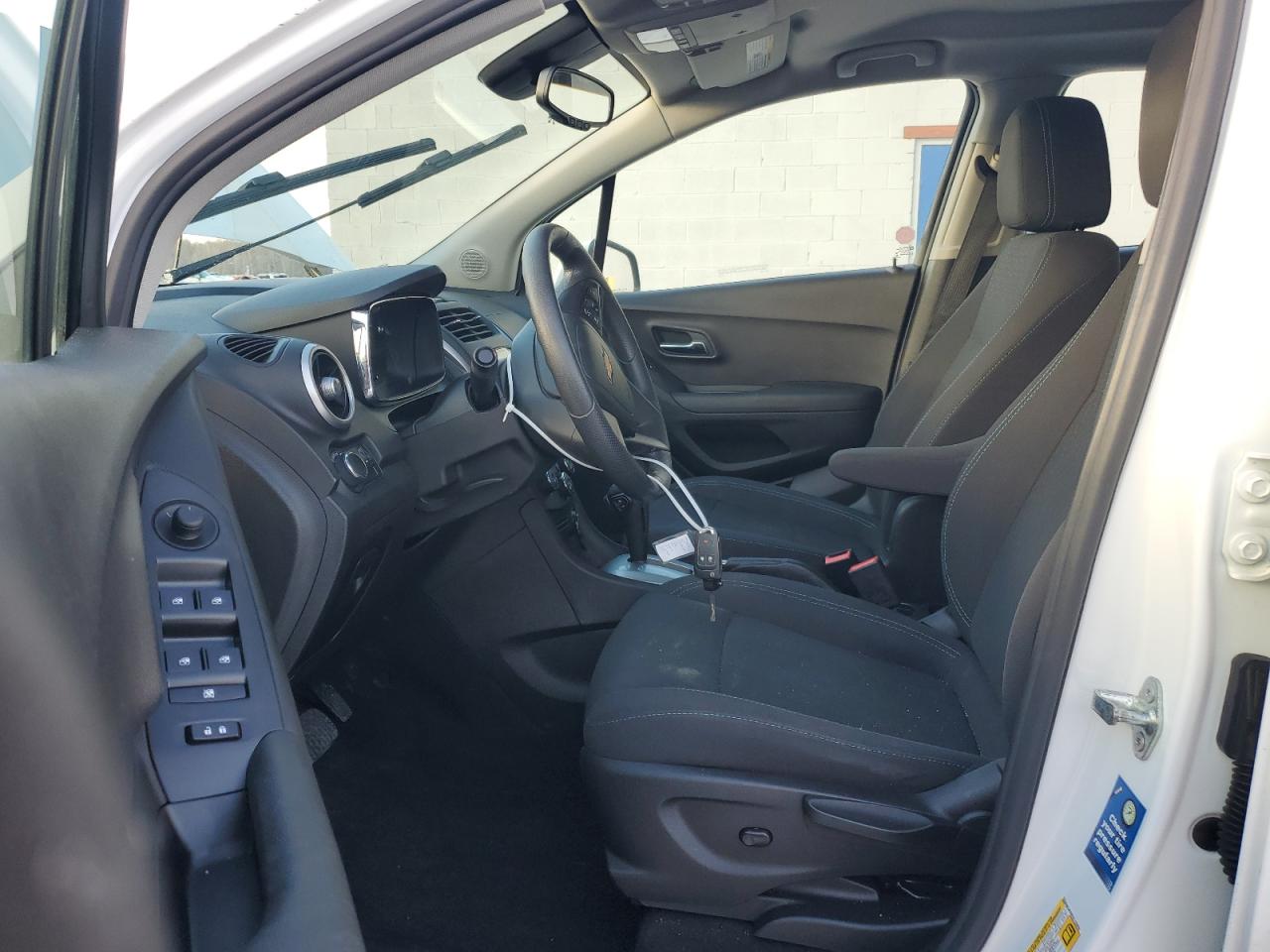 2016 Chevrolet Trax VIN 3GNCJKSBXGL125919 Copart auction photo, front end damage thumbnail 7