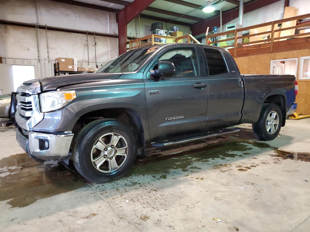 2017 Toyota Tundra VIN 5TFRW5F12HX220200