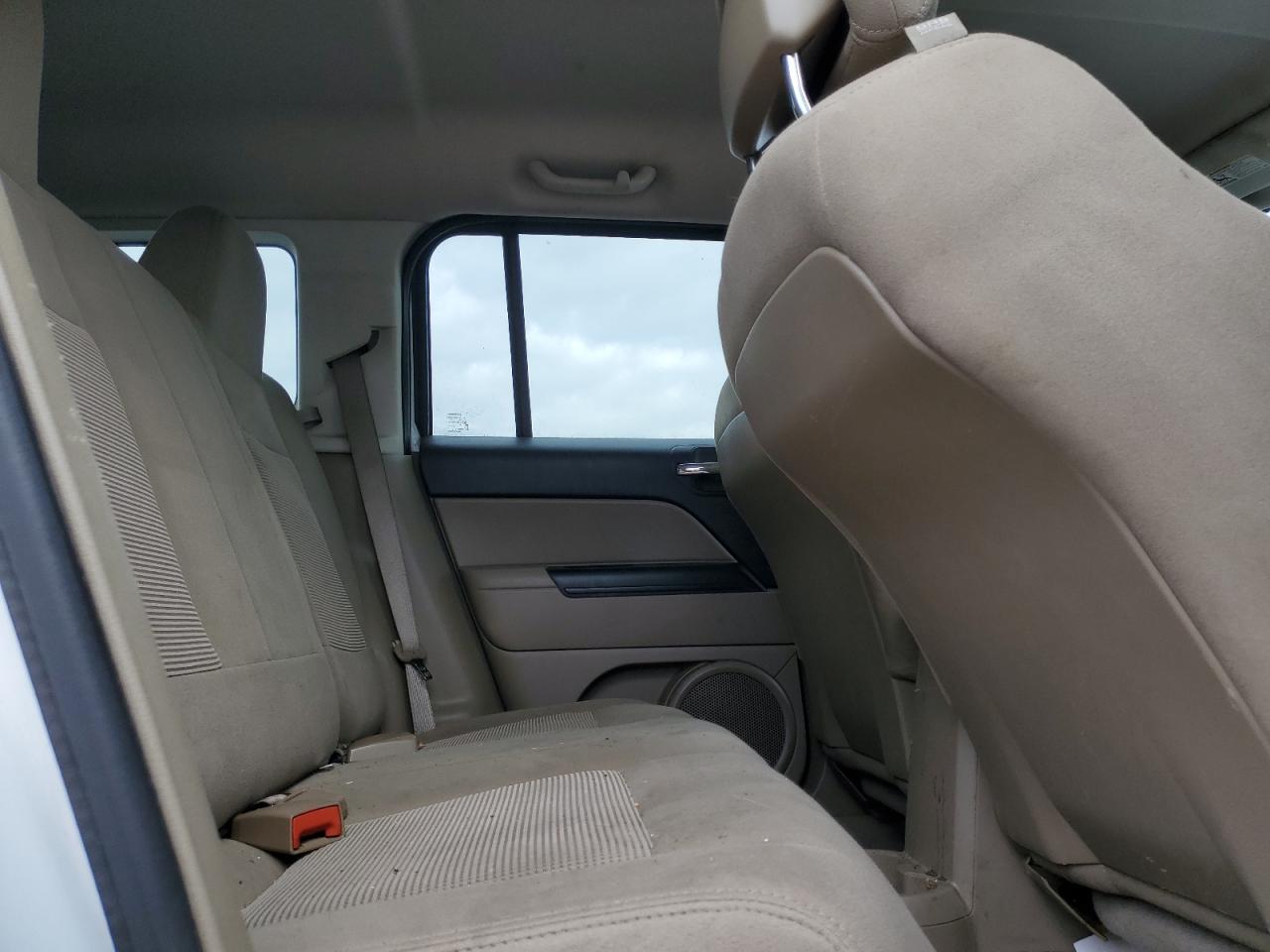 2015 Jeep Liberty (Patriot) VIN 1C4NJRBB6FD176784 Copart auction photo, all over damage thumbnail 11