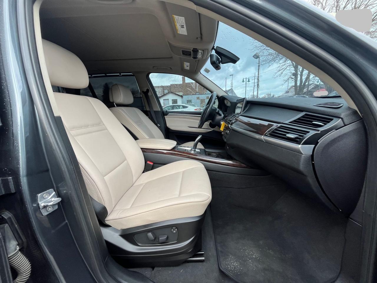 2011 BMW X5 VIN 5UXZV4C58BL401755 Copart auction photo, normal wear damage thumbnail 5
