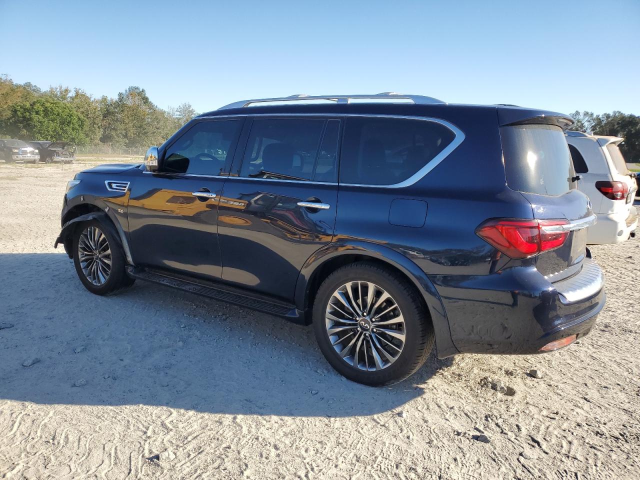 2019 Infiniti QX80 VIN JN8AZ2NF1K9680500 Copart auction photo, front end / minor dent/scratches damage thumbnail 2