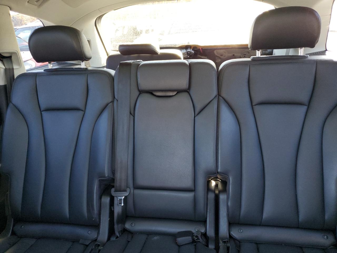 2018 Audi Q7 VIN WA1LAAF70JD004607 Copart auction photo, rear end / minor dent/scratches damage thumbnail 10