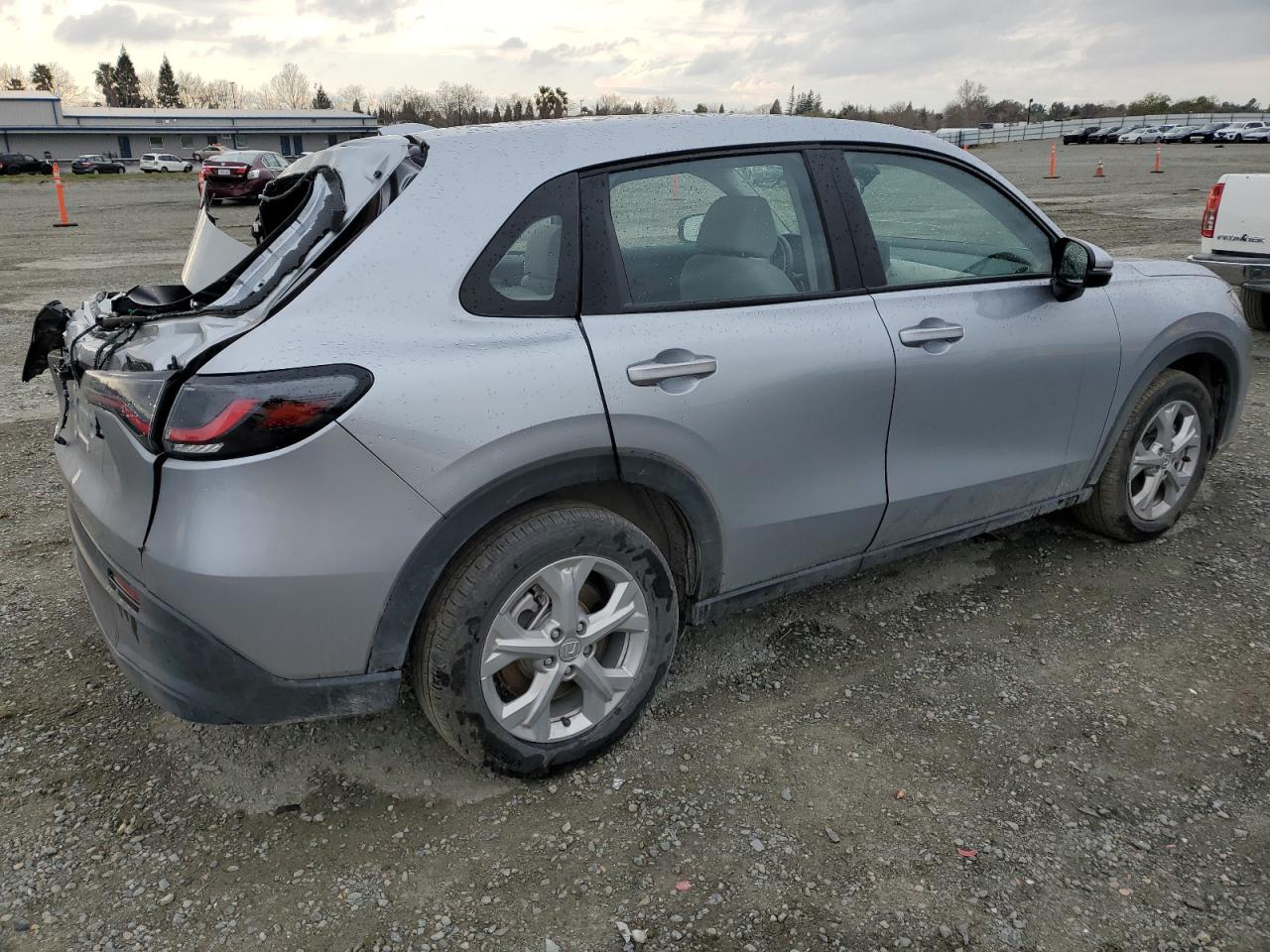 2024 Honda HR-V VIN 3CZRZ1H36RM736141 Copart auction photo, rear end / top/roof damage thumbnail 3