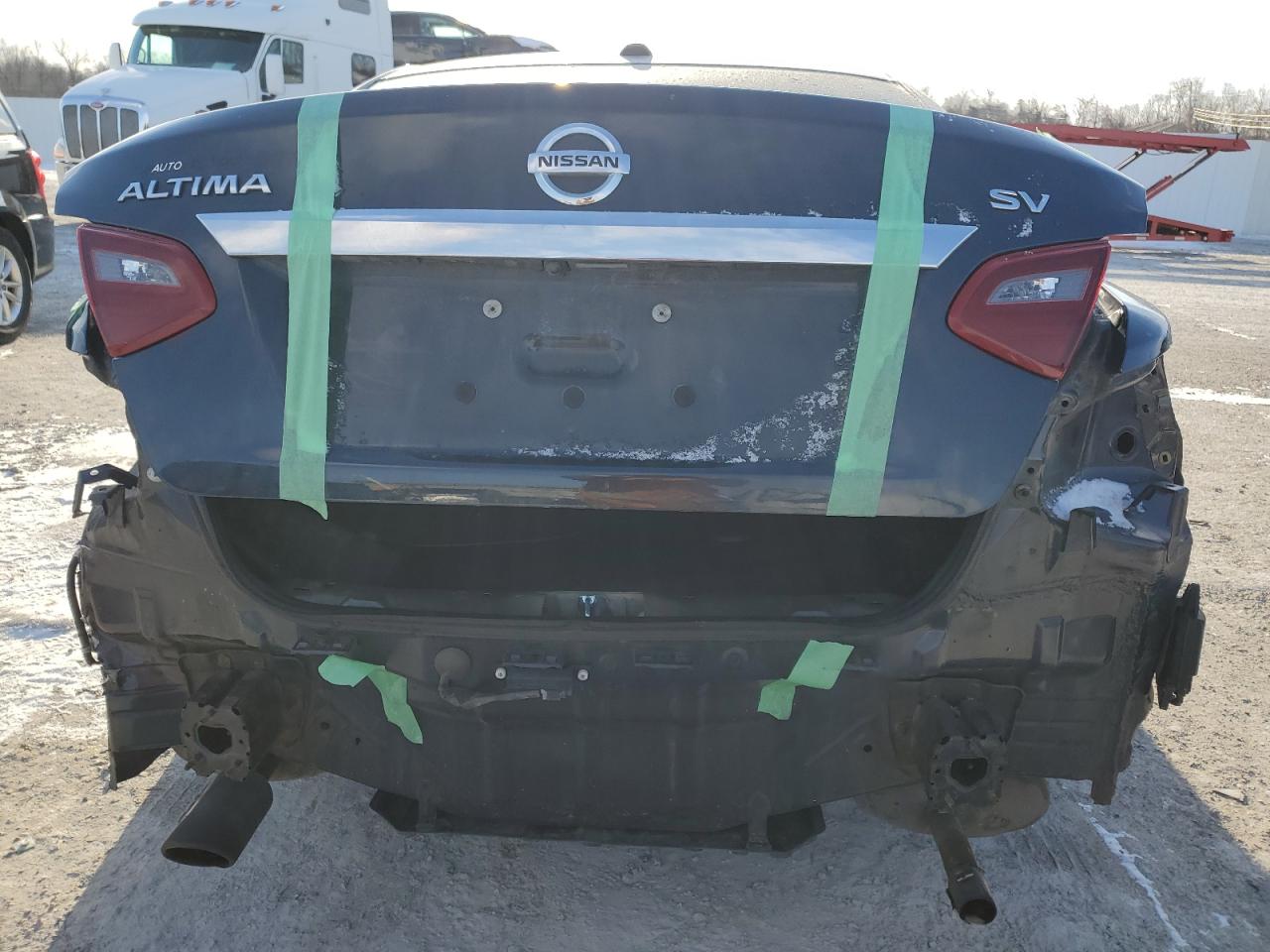 2018 Nissan Altima VIN 1N4AL3AP2JC123488 Copart auction photo, rear end / front end damage thumbnail 6