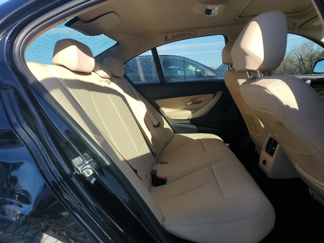 2018 BMW 3er VIN WBA8A9C51JAD26932 Copart auction photo, rear end / side damage thumbnail 11