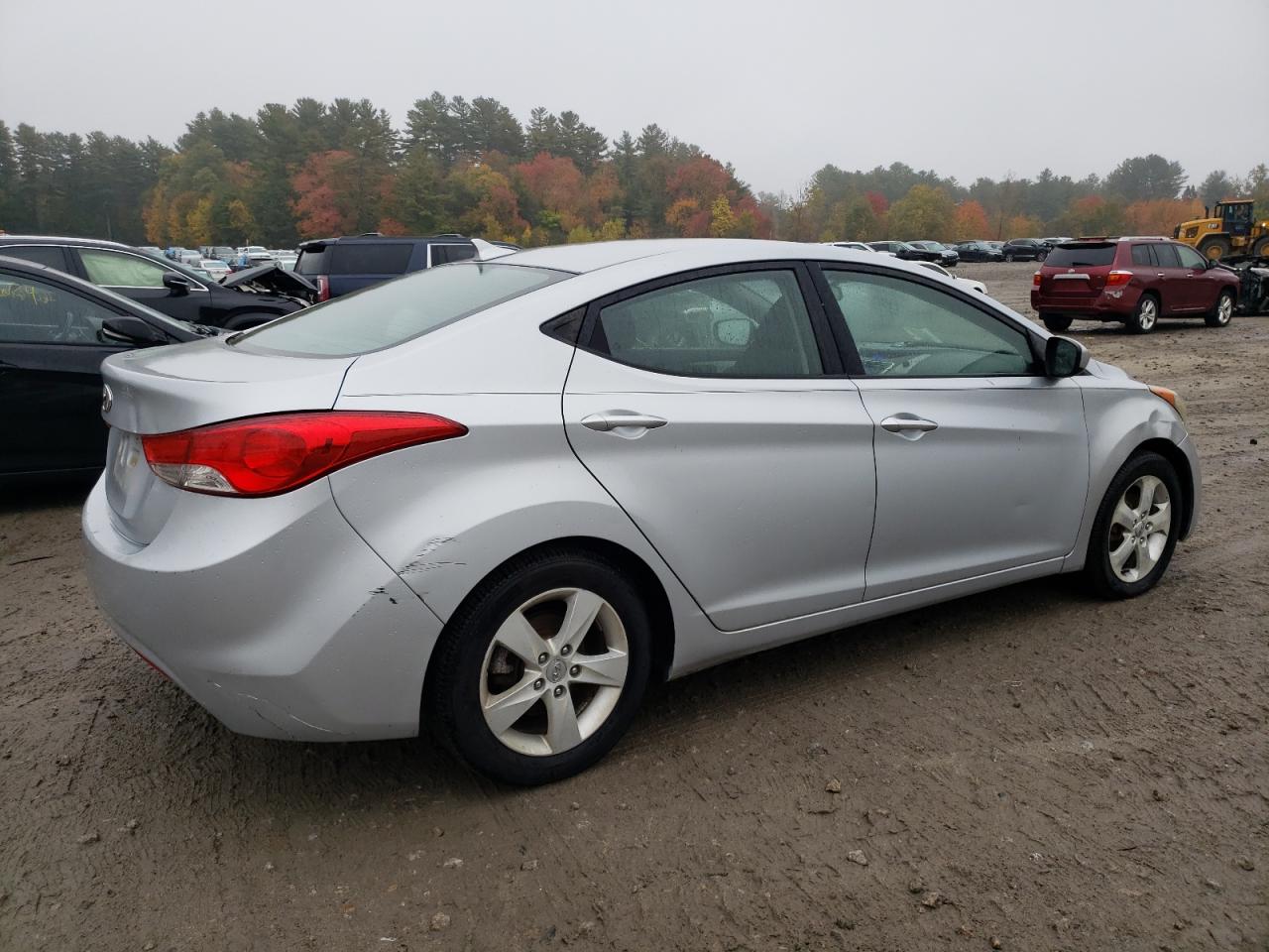 2011 Hyundai Elantra VIN 5NPDH4AE8BH015699 Copart auction photo, front end / minor dent/scratches damage thumbnail 3