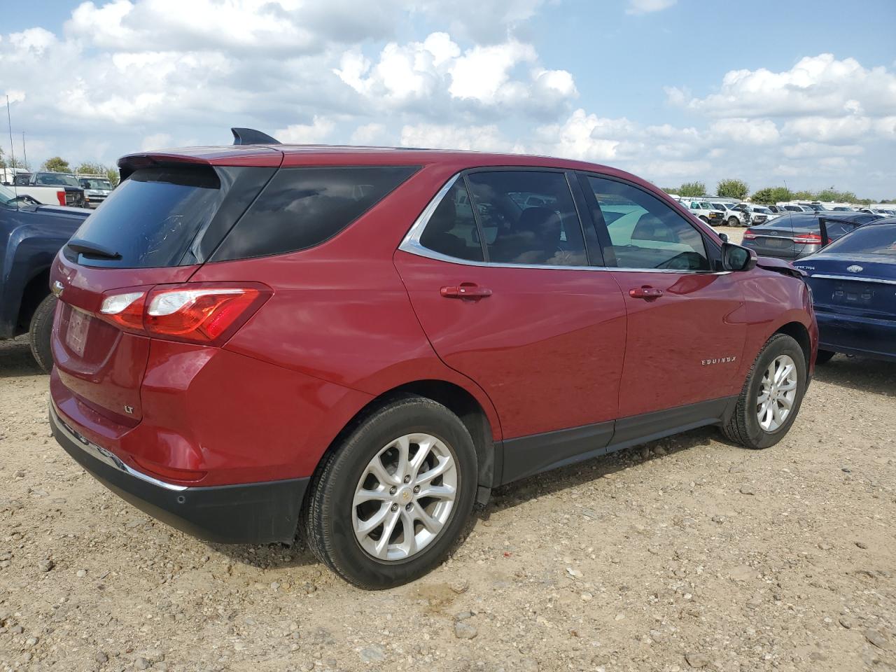 2018 Chevrolet Equinox VIN 2GNAXJEV4J6348992 Copart auction photo, front end damage thumbnail 3