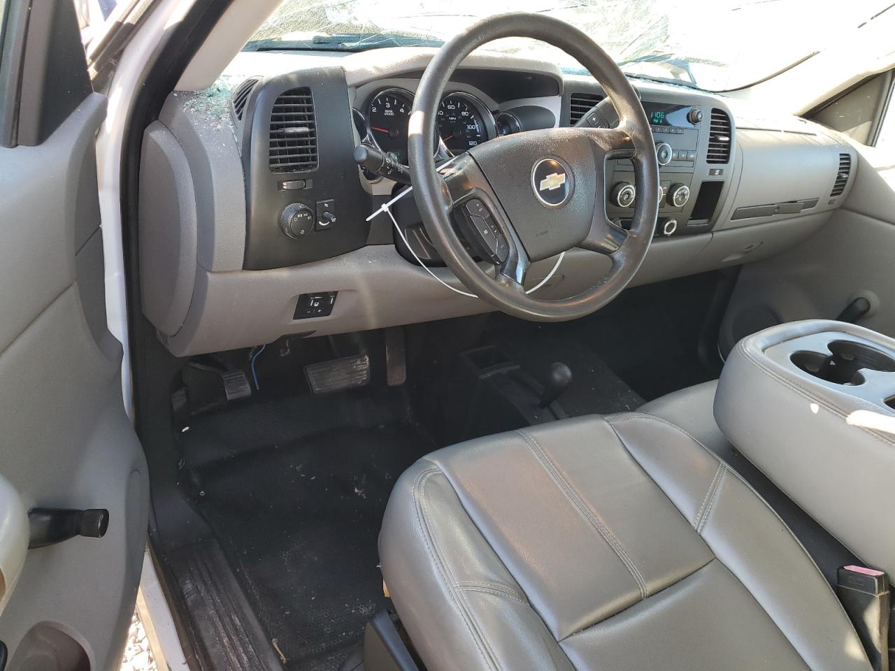 2007 Chevrolet Silverado VIN 1GBJK34K37E587081 Copart auction photo, all over damage thumbnail 8