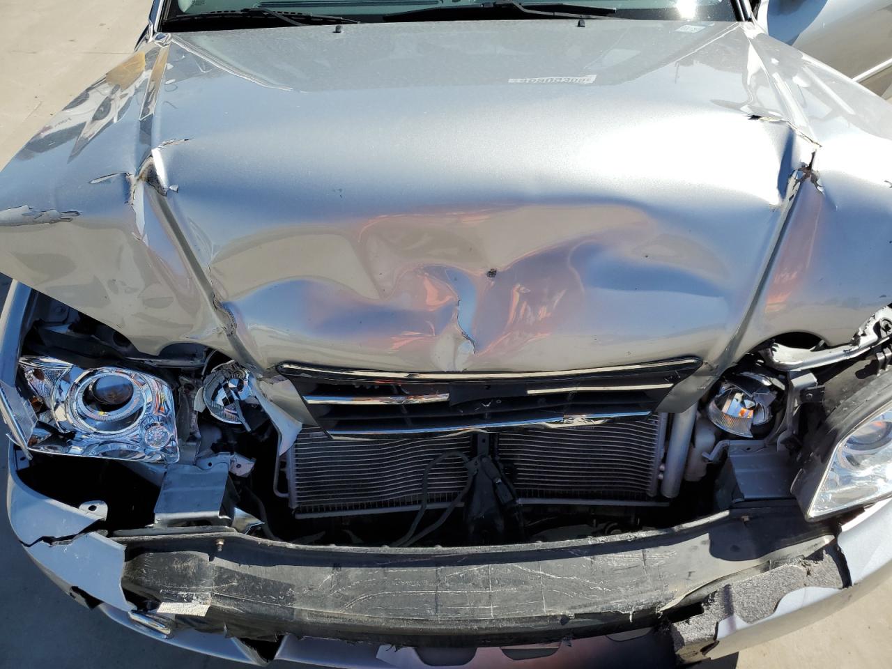 2005 KIA Optima VIN KNAGD128055433689 Copart auction photo, front end damage thumbnail 11