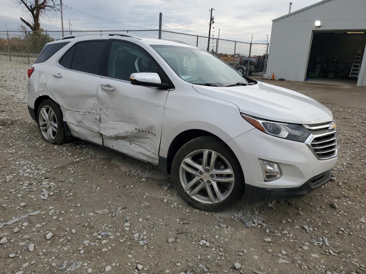 2019 Chevrolet Equinox VIN 2GNAXPEX2K6209871 Copart auction photo, side / rear end damage thumbnail 4