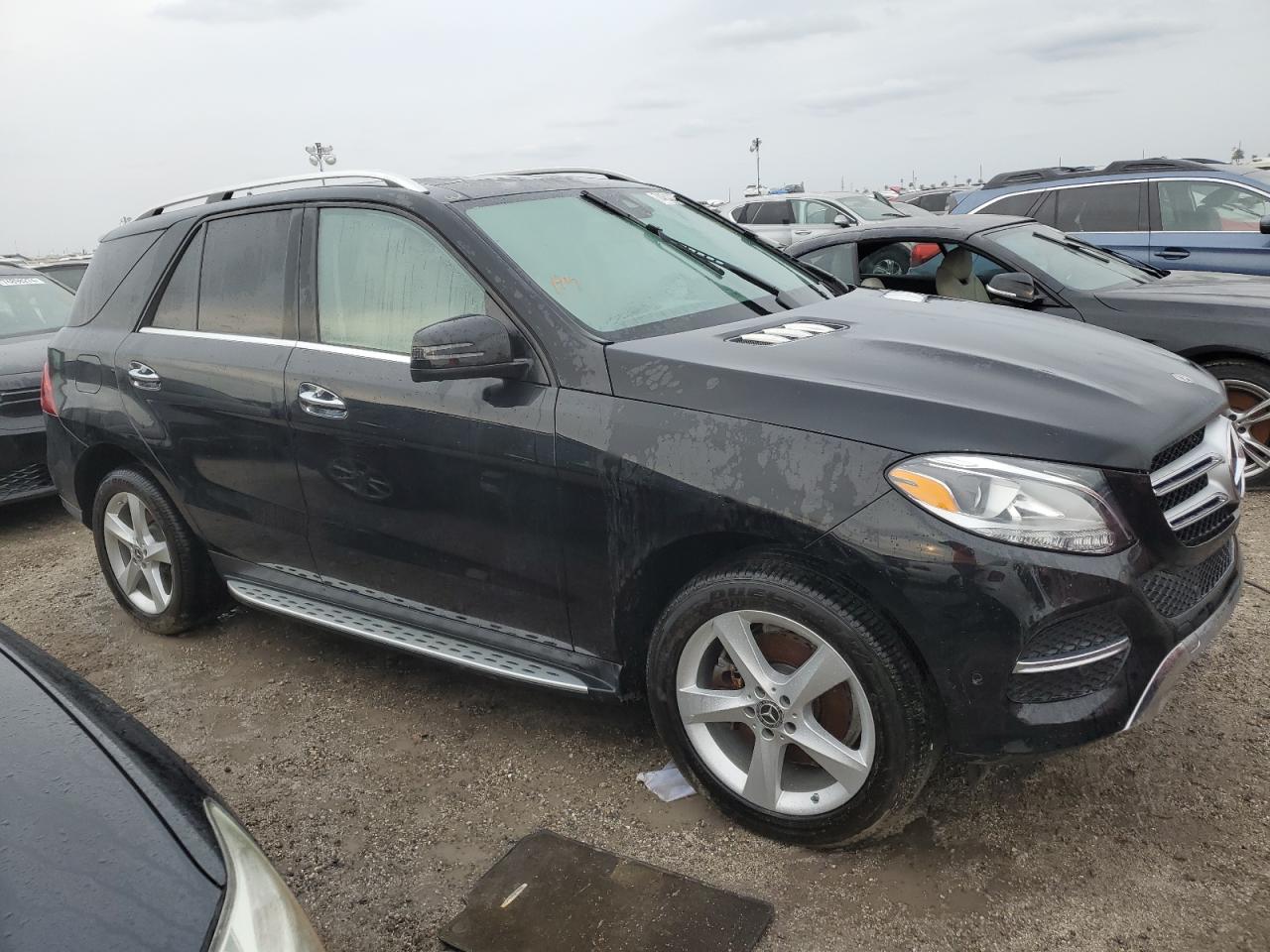 2018 Mercedes-Benz GLE VIN 4JGDA5HB8JB106604 Copart auction photo, water/flood damage thumbnail 4