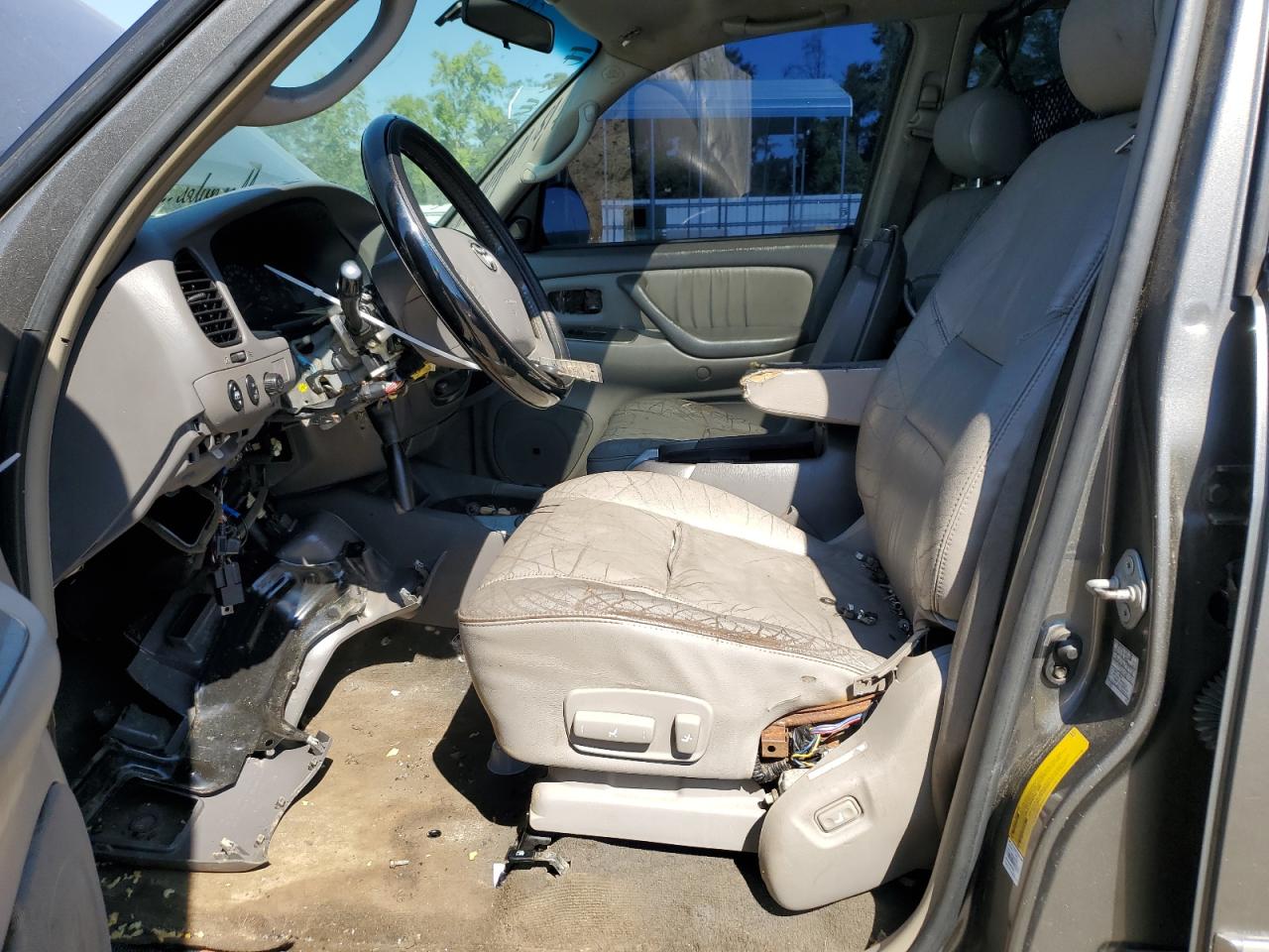 2004 Toyota Sequoia VIN 5TDZT38A74S218128 Copart auction photo, rear end damage thumbnail 7