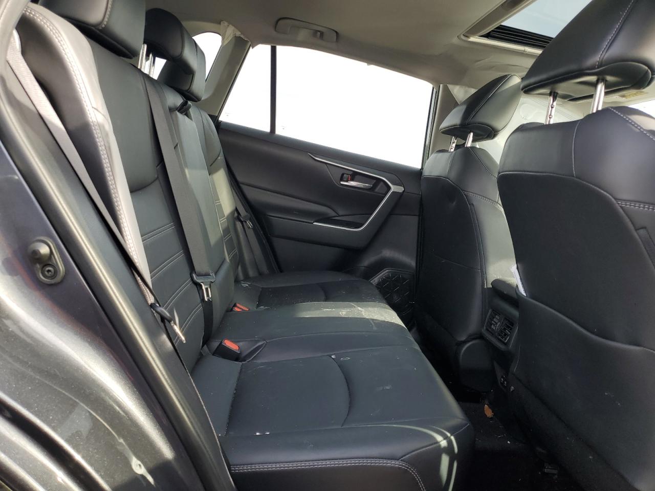 2019 Toyota RAV 4 VIN 2T3A1RFV1KW079699 Copart auction photo, side / front end damage thumbnail 11