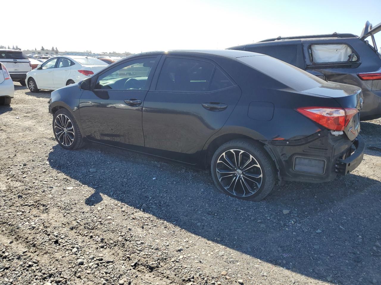2018 Toyota Corolla VIN 2T1BURHE8JC085579 Copart auction photo, front end / rear end damage thumbnail 2