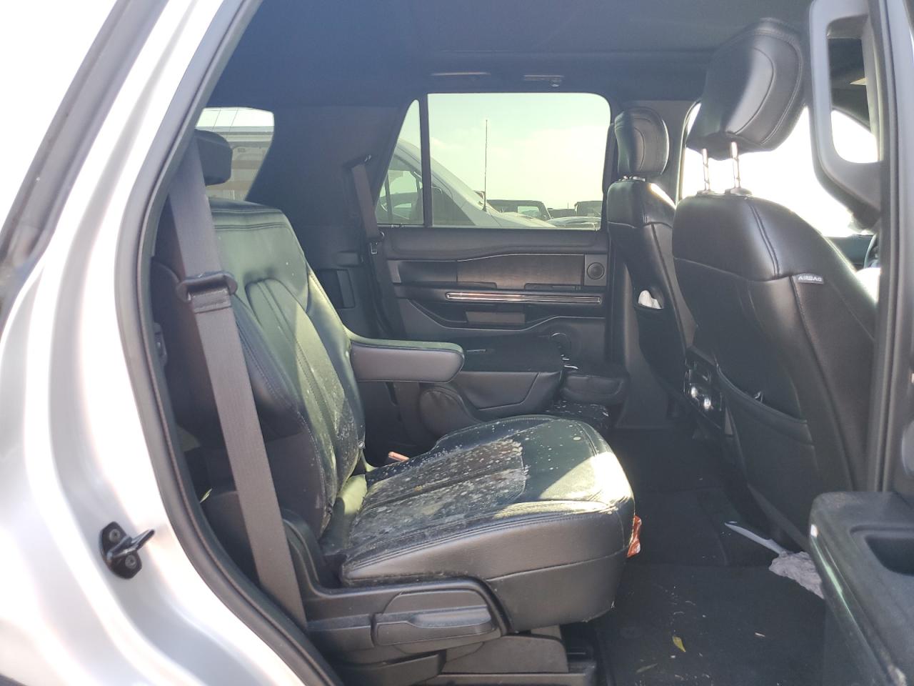 2018 Ford Expedition VIN 1FMJU2AT7JEA23403 Copart auction photo, water/flood damage thumbnail 11