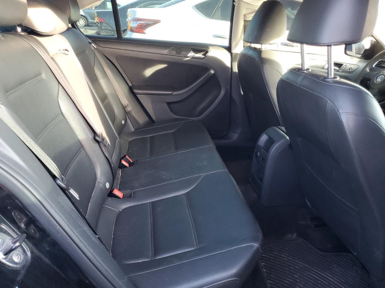 2014 Volkswagen Jetta VIN 3VWD17AJ7EM400749 Copart auction photo, rear end / undercarriage damage thumbnail 10