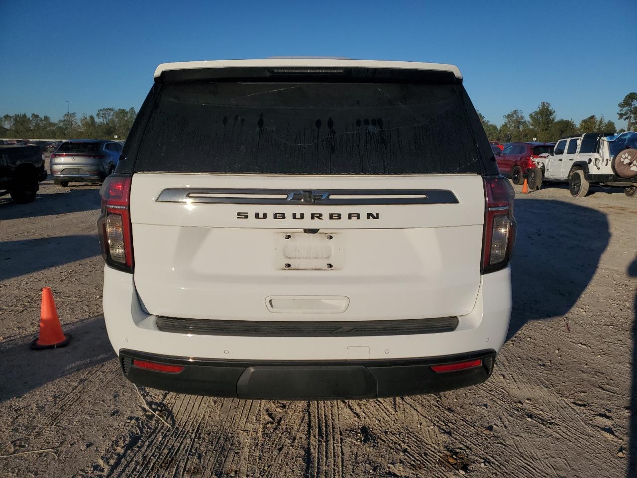 2021 Chevrolet Suburban VIN 1GNSKDKD9MR455853 Copart auction photo, front end damage thumbnail 6