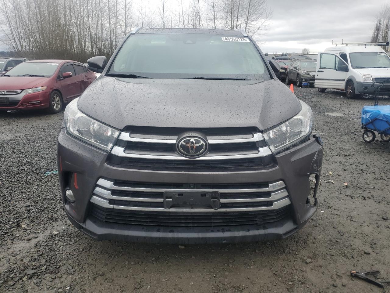 2018 Toyota Highlander VIN 5TDDZRFH8JS497175 Copart auction photo, front end / side damage thumbnail 5