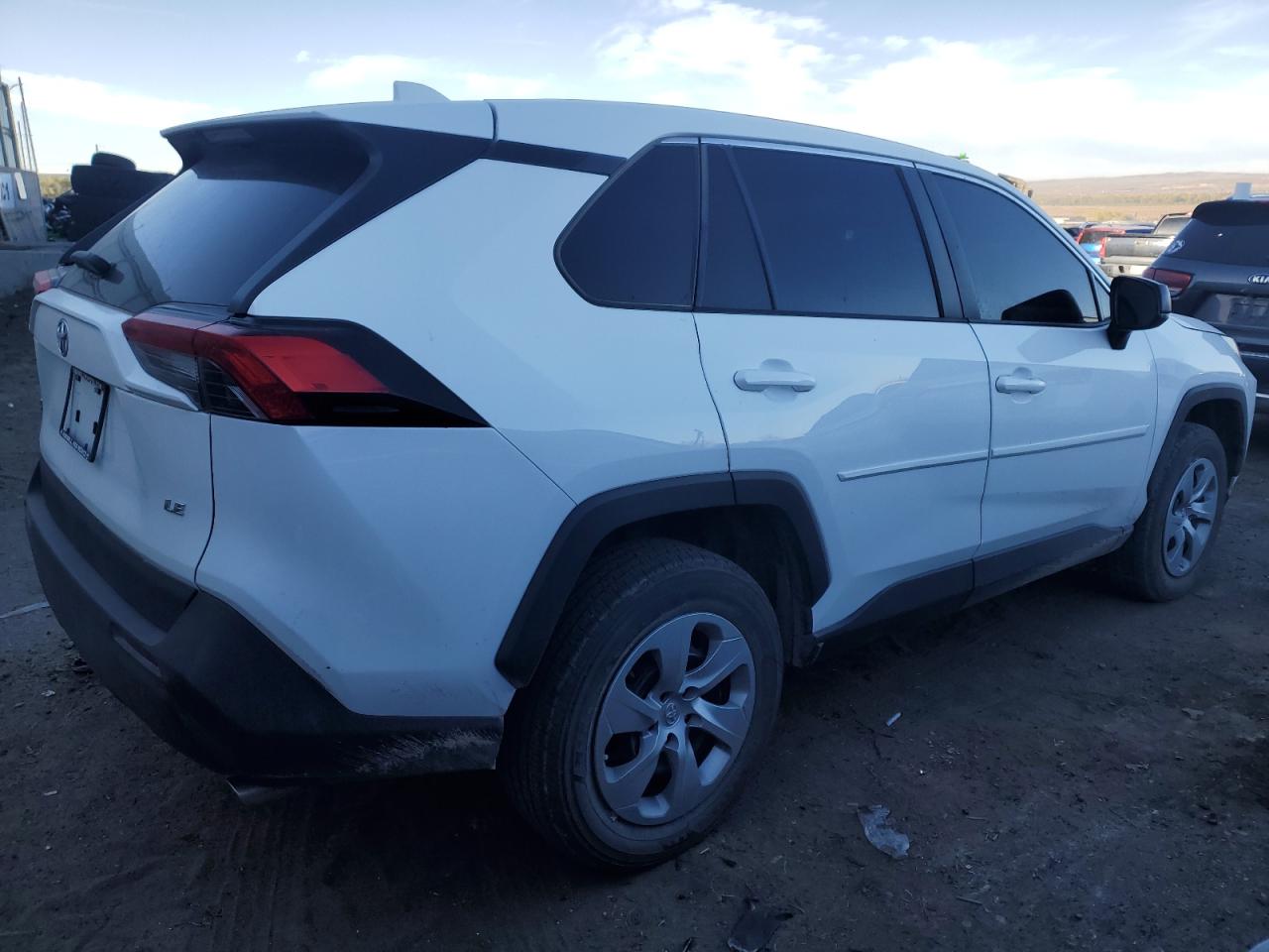 2022 Toyota RAV 4 VIN 2T3H1RFV3NW227483 Copart auction photo, water/flood damage thumbnail 3