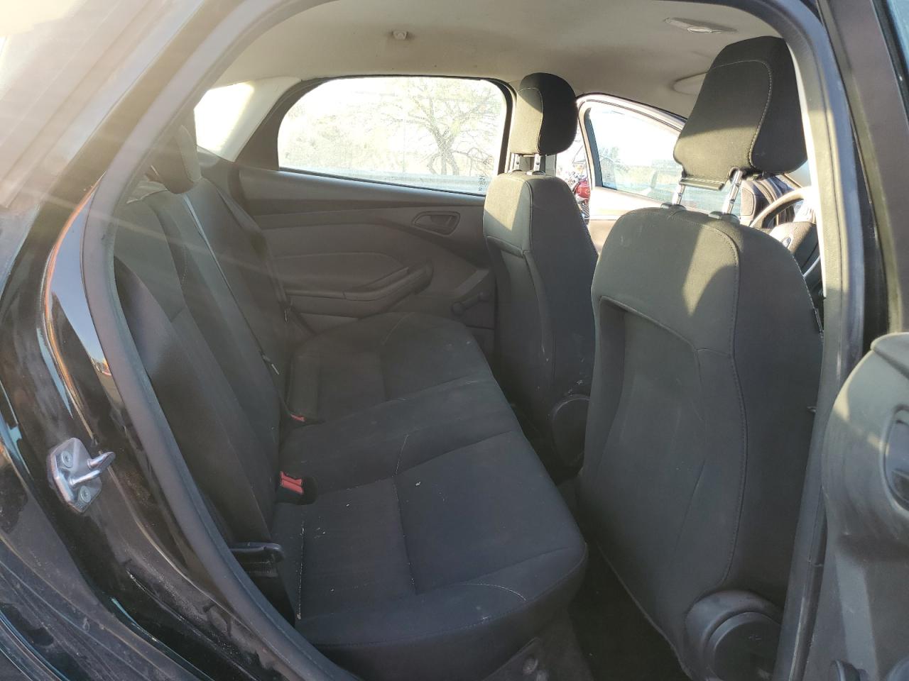 2018 Ford Focus VIN 1FADP3E21JL240849 Copart auction photo, minor dent/scratches damage thumbnail 10