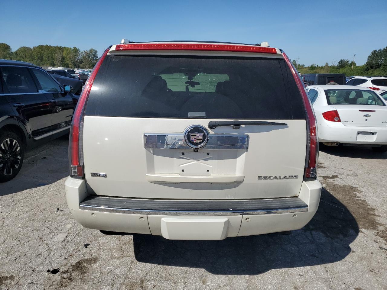 2009 Cadillac Escalade VIN 1GYFK23229R292699 Copart auction photo, front end damage thumbnail 6