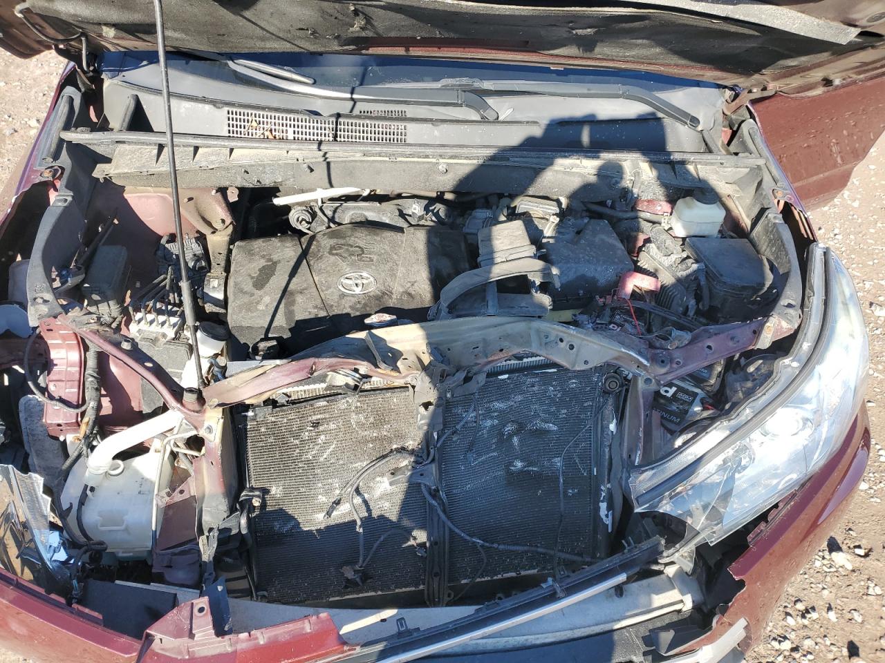 2017 Toyota Highlander VIN 5TDJZRFH6HS477262 Copart auction photo, front end / burn damage thumbnail 12