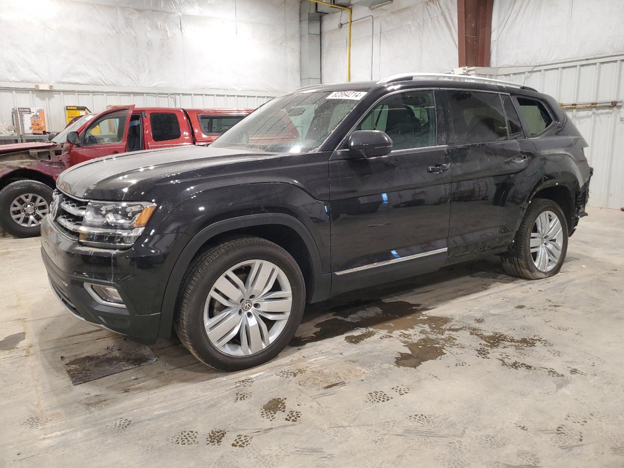 2018 Volkswagen Atlas VIN 1V2NR2CA8JC553229