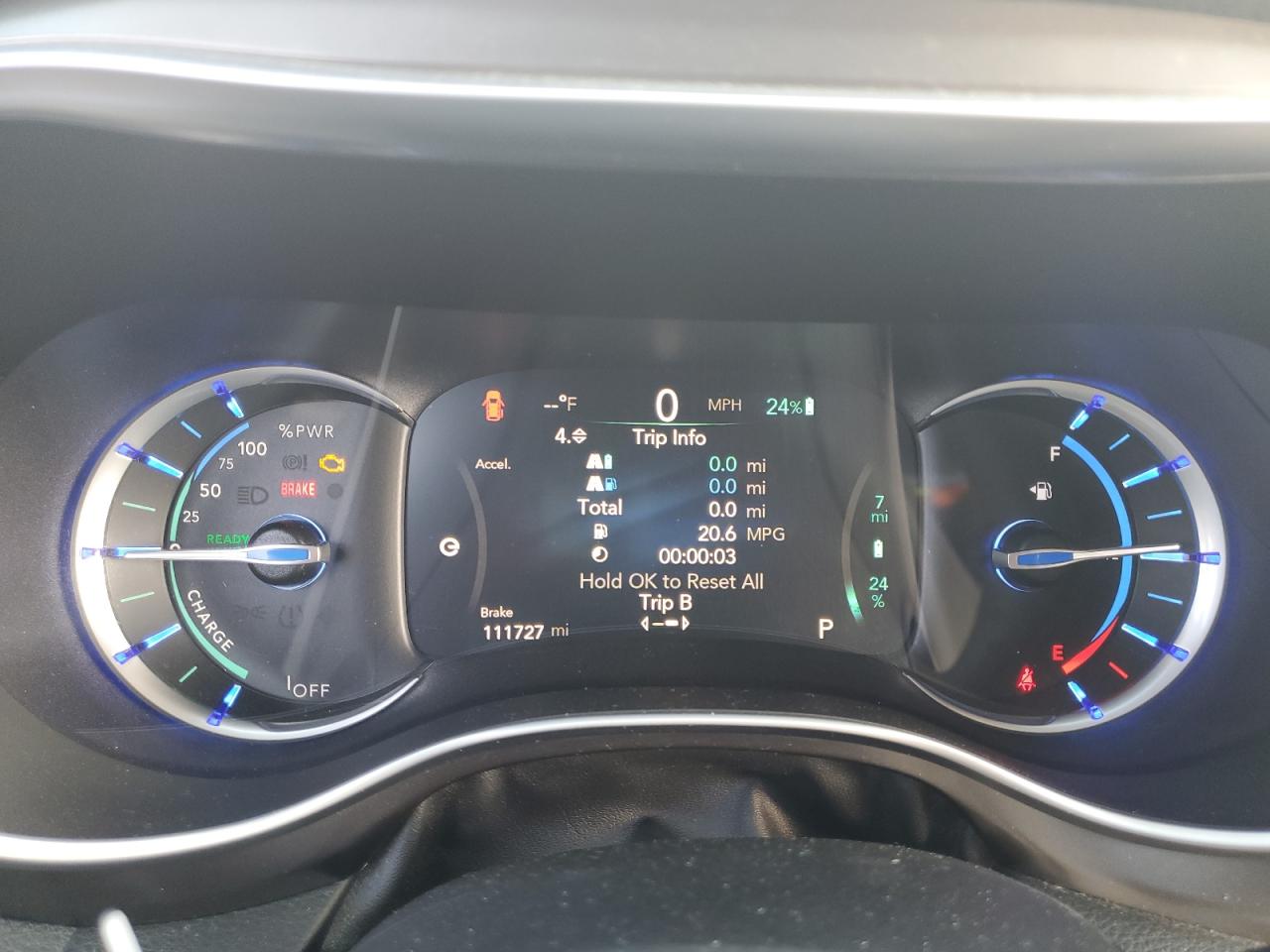 2018 Chrysler Pacifica VIN 2C4RC1N78JR276329 Copart auction photo, side / front end damage thumbnail 9