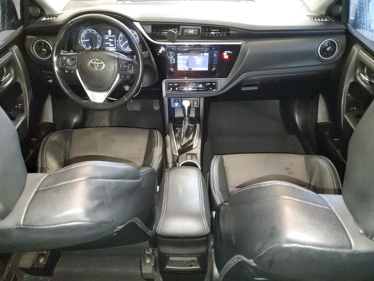 2019 Toyota Corolla VIN 5YFBURHE0KP915828 Copart auction photo, rear end damage thumbnail 8