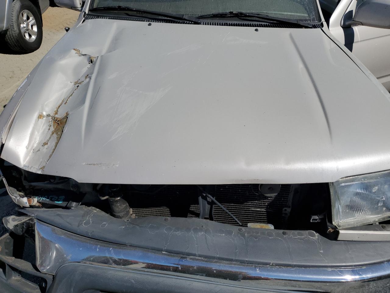 2000 Toyota 4Runner VIN JT3HN86R0Y0295559 Copart auction photo, front end damage thumbnail 11