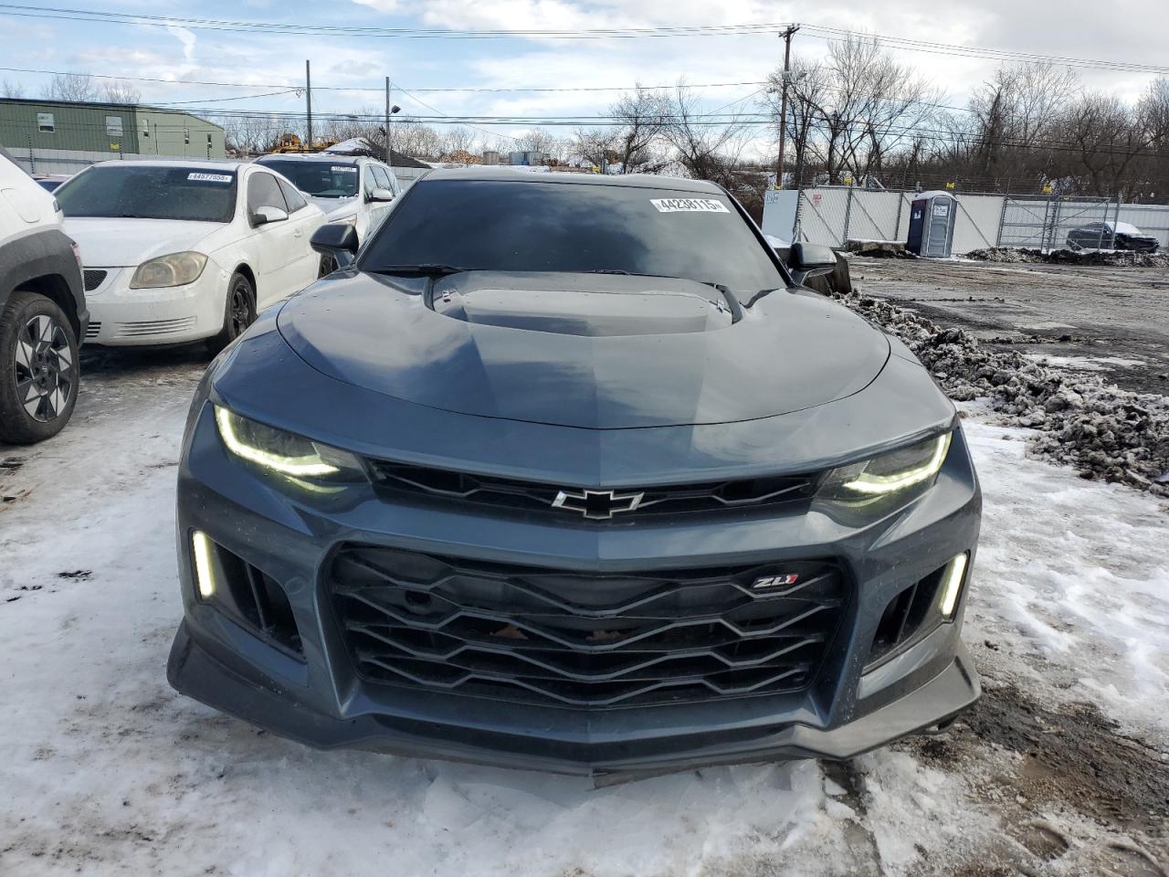 2021 Chevrolet Camaro VIN 1G1FJ1R60M0105348 Copart auction photo, vandalism / front end damage thumbnail 5