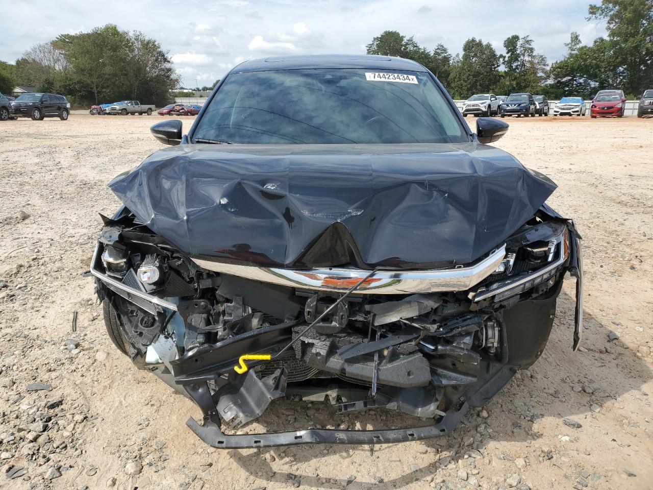 2020 Volkswagen Passat VIN 1VWCA7A32LC017474 Copart auction photo, front end / side damage thumbnail 5
