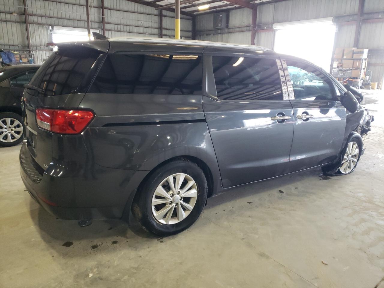 2018 KIA Sedona VIN KNDMB5C17J6405820 Copart auction photo, front end damage thumbnail 3