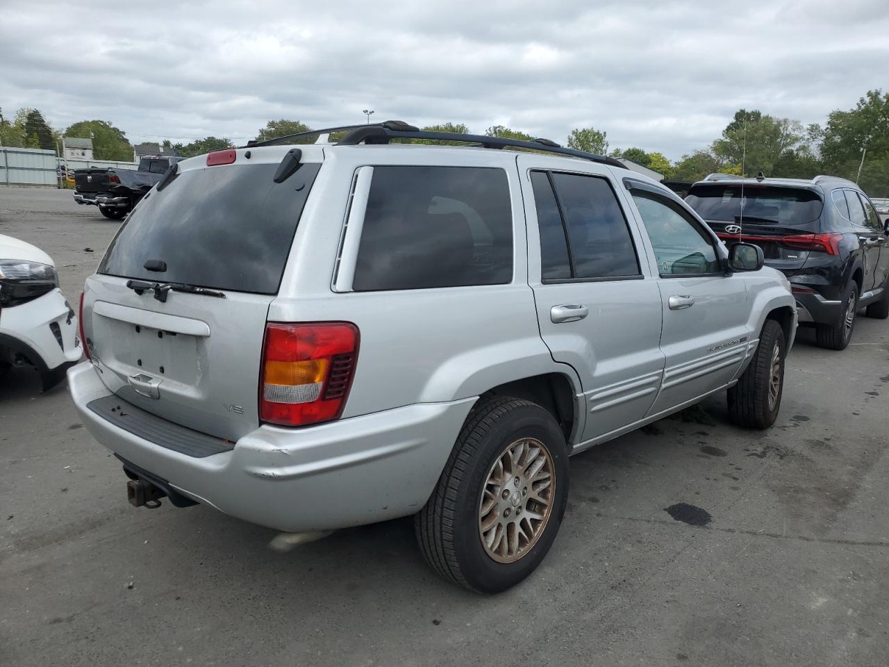 2004 Jeep Grand Cherokee VIN 1J4GW58N94C415892 Copart auction photo, front end / undercarriage damage thumbnail 3