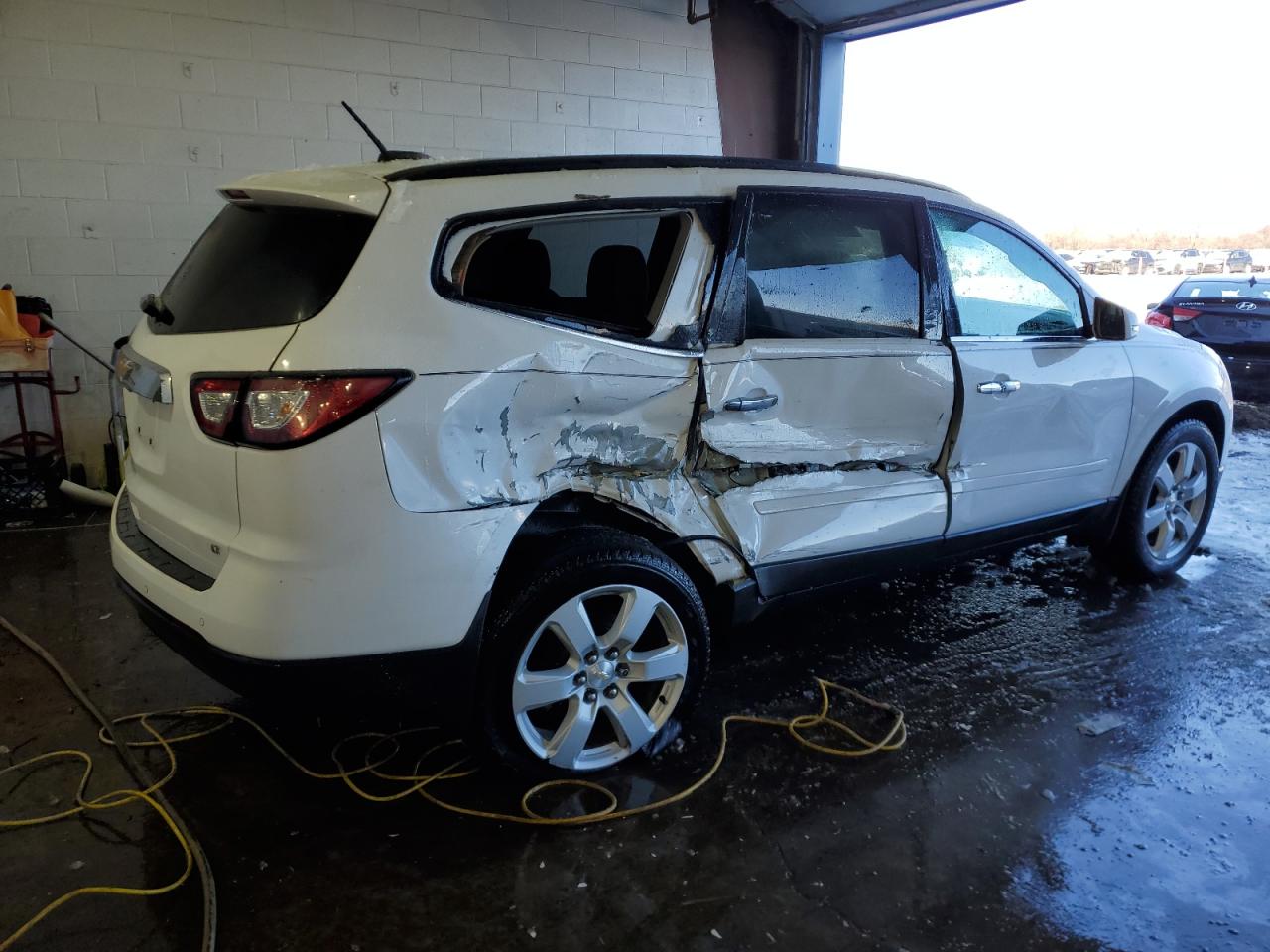 2017 Chevrolet Traverse VIN 1GNKRGKD2HJ350007 Copart auction photo, side damage thumbnail 3