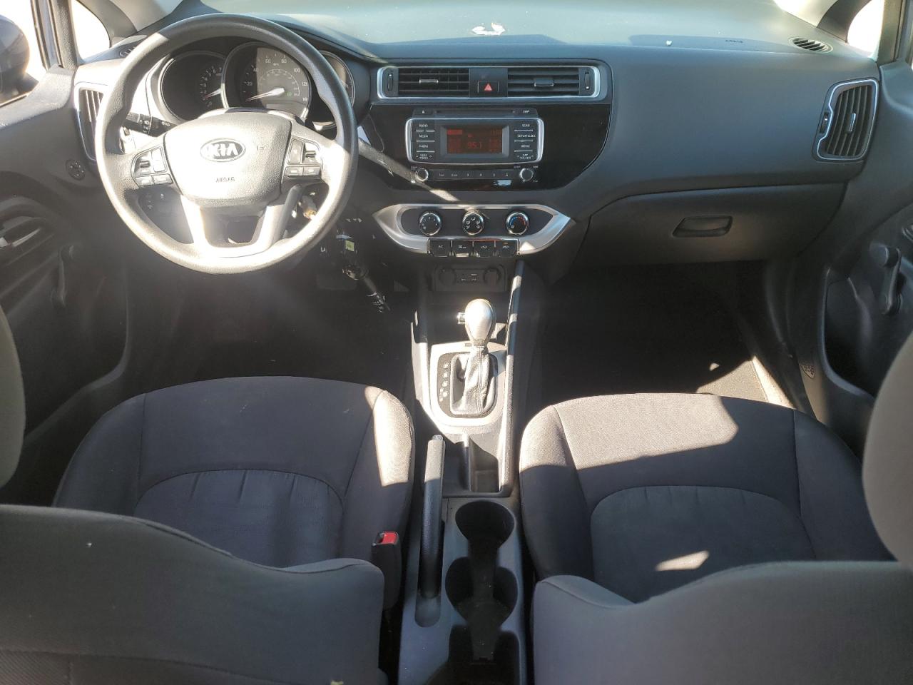2016 KIA Rio VIN KNADM4A30G6687703 Copart auction photo, vandalism damage thumbnail 8