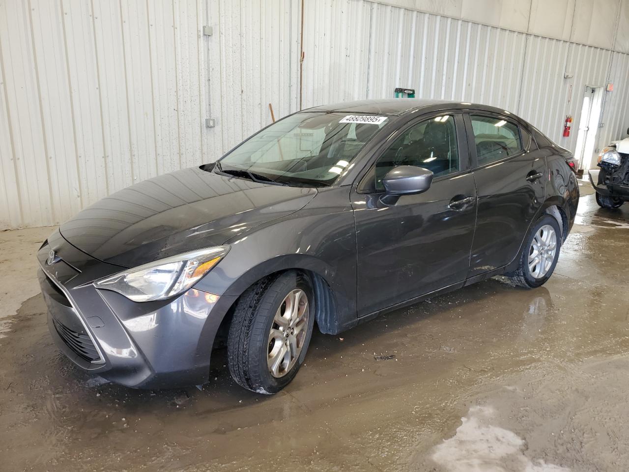 2017 Toyota Yaris VIN 3MYDLBYV3HY164138