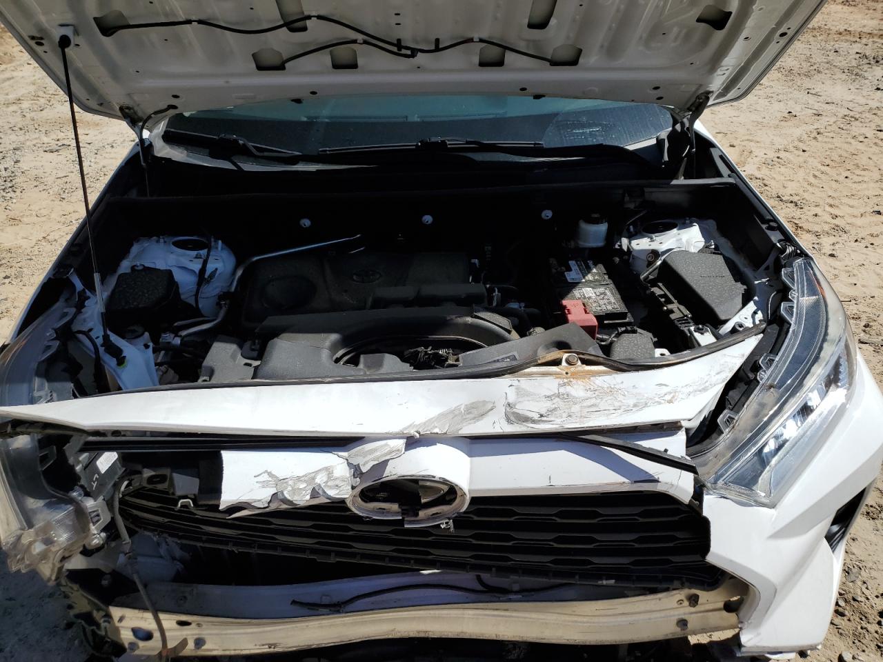 2019 Toyota RAV 4 VIN 2T3W1RFV8KW004875 Copart auction photo, front end damage thumbnail 14