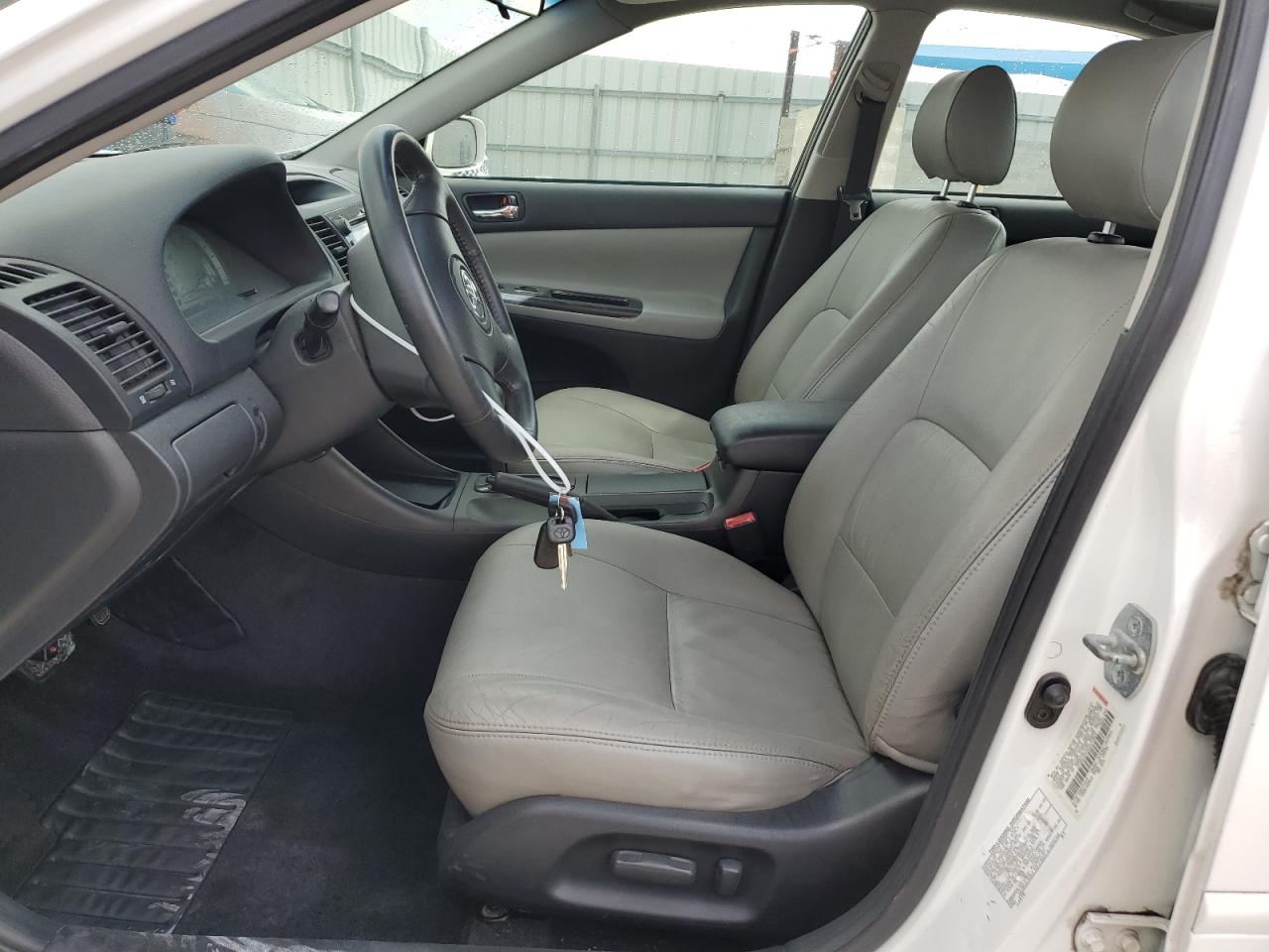 2002 Toyota Camry VIN JTDBE32K520037624 Copart auction photo, front end damage thumbnail 7