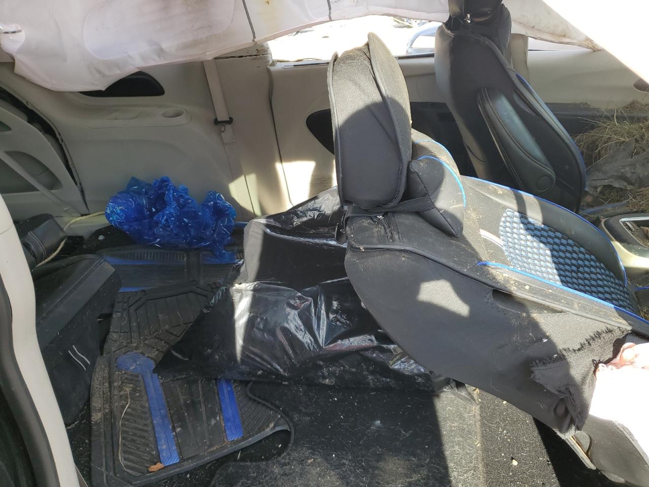 2022 Chrysler Pacifica VIN 2C4RC1BG1NR158262 Copart auction photo, rollover damage thumbnail 11