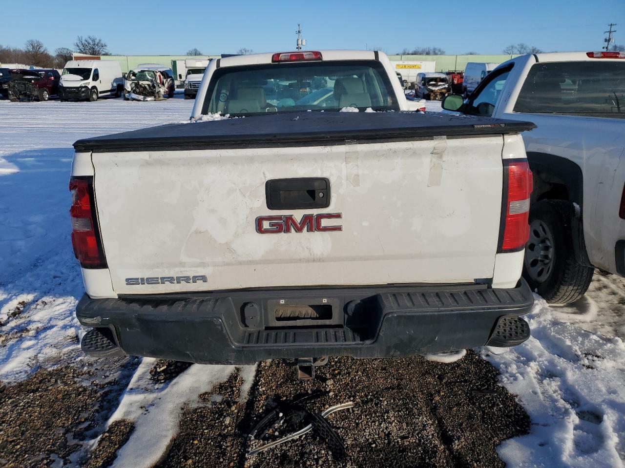 2015 GMC Sierra VIN 1GTV2TEC9FZ256601 Copart auction photo, side damage thumbnail 6