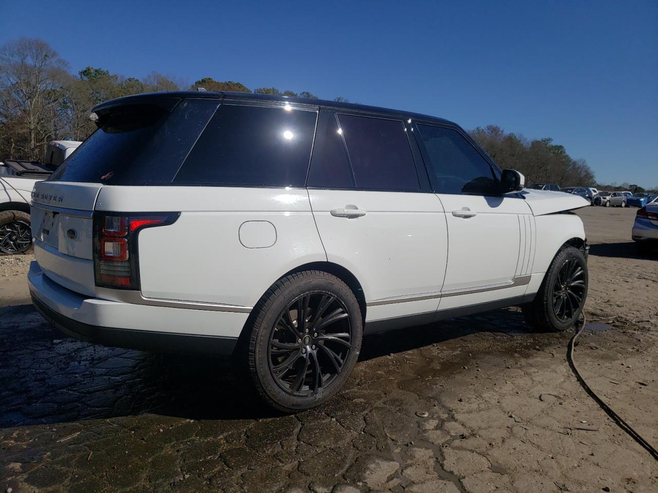 2016 Land Rover Range Rover VIN SALGS2PF8GA318492 Copart auction photo, front end / minor dent/scratches damage thumbnail 3