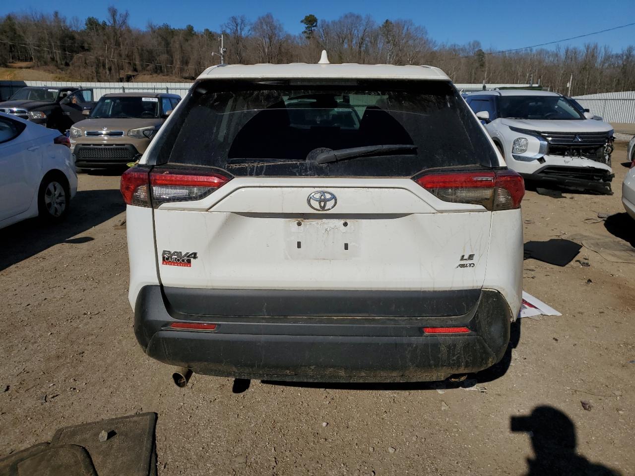 2022 Toyota RAV 4 VIN 2T3F1RFV8NW315825 Copart auction photo, front end / rear end damage thumbnail 6